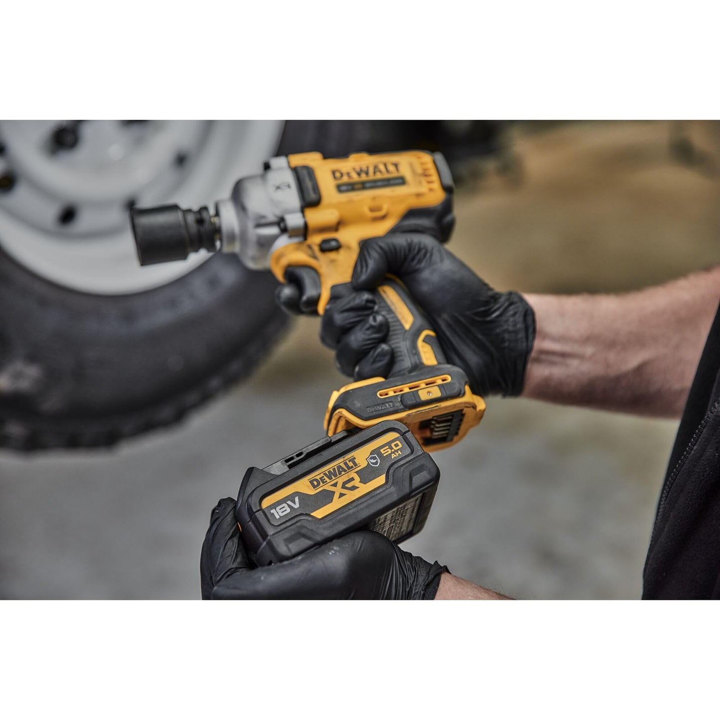 Dewalt XR DCF891N Akku-Schlagschrauber – 18V, ½" Außenvierkant, 813 Nm, HOG-Ring, Gürtelhaken – Ohne Akku & Ladegerät