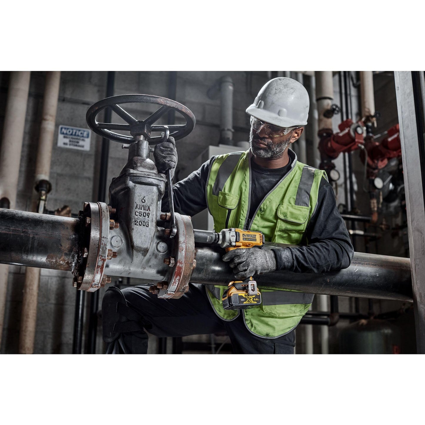 Dewalt XR DCF891N Akku-Schlagschrauber – 18V, ½" Außenvierkant, 813 Nm, HOG-Ring, Gürtelhaken – Ohne Akku & Ladegerät